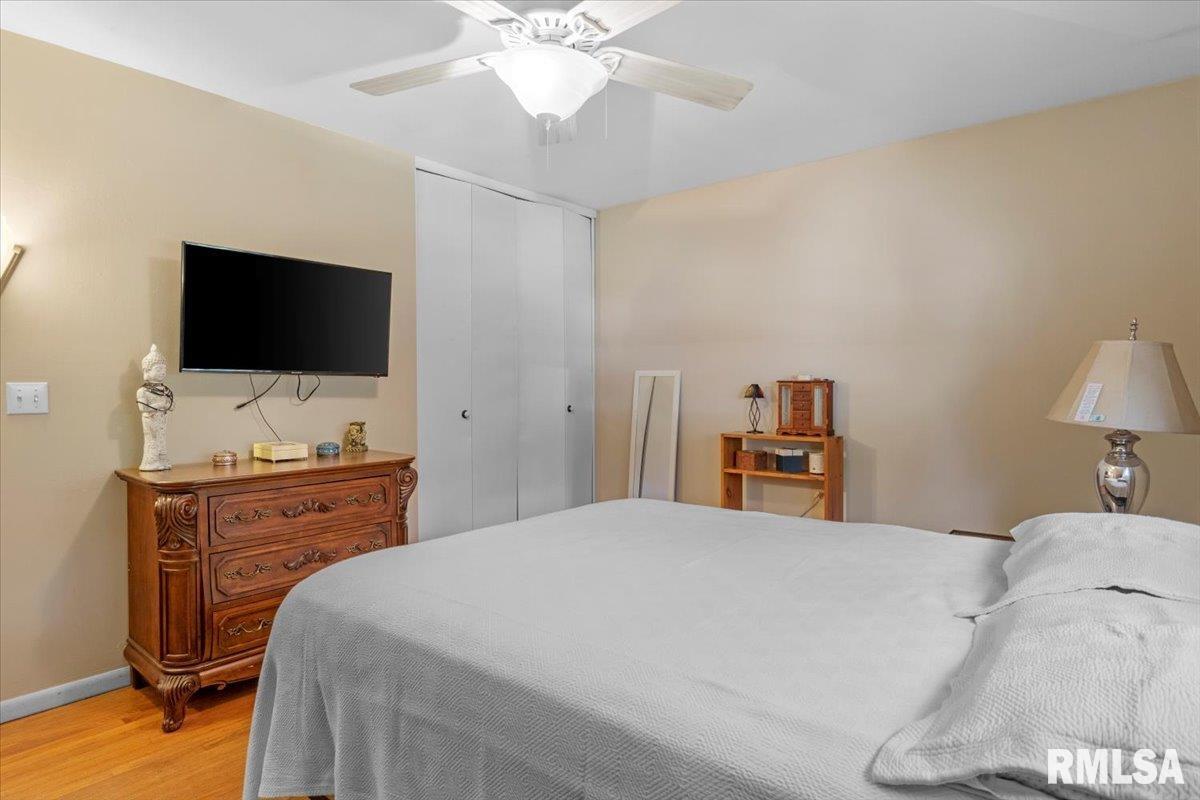 118 Dawn Drive Springfield, IL 62702 - Photo 21 of 44 Gallery Image 21