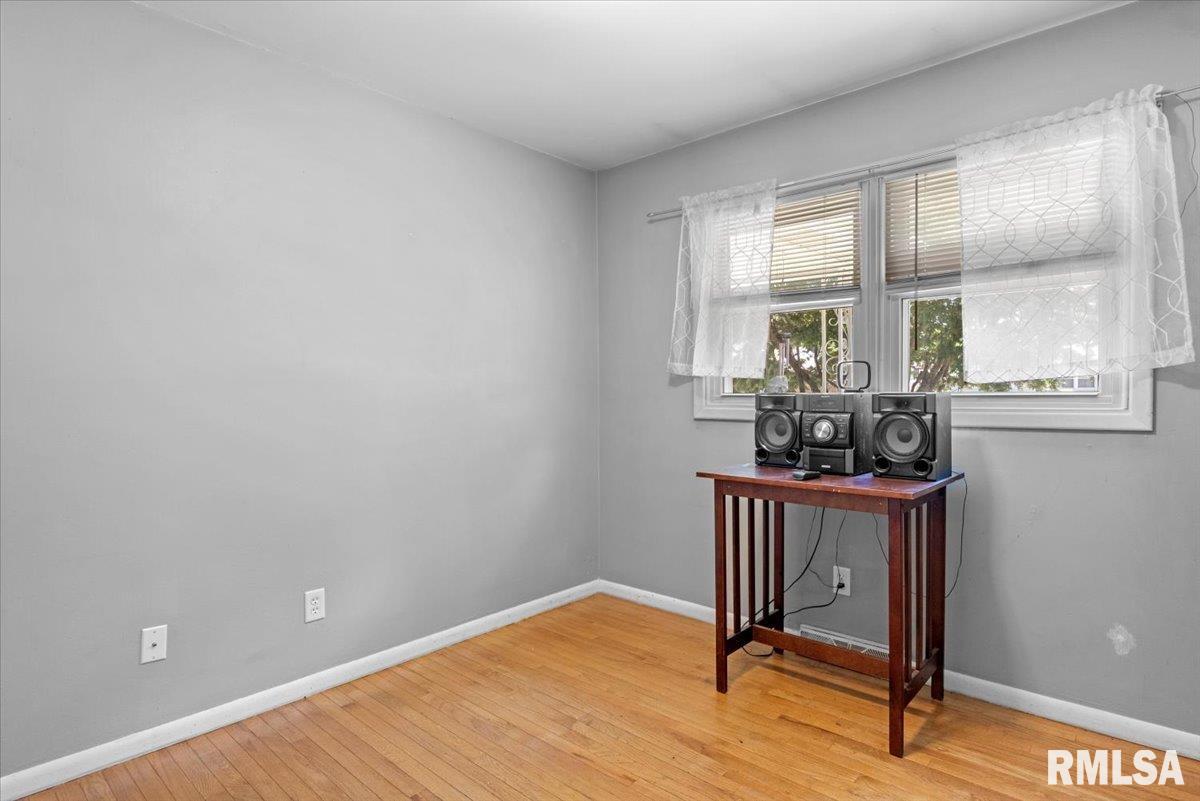 118 Dawn Drive Springfield, IL 62702 - Photo 22 of 44 Gallery Image 22