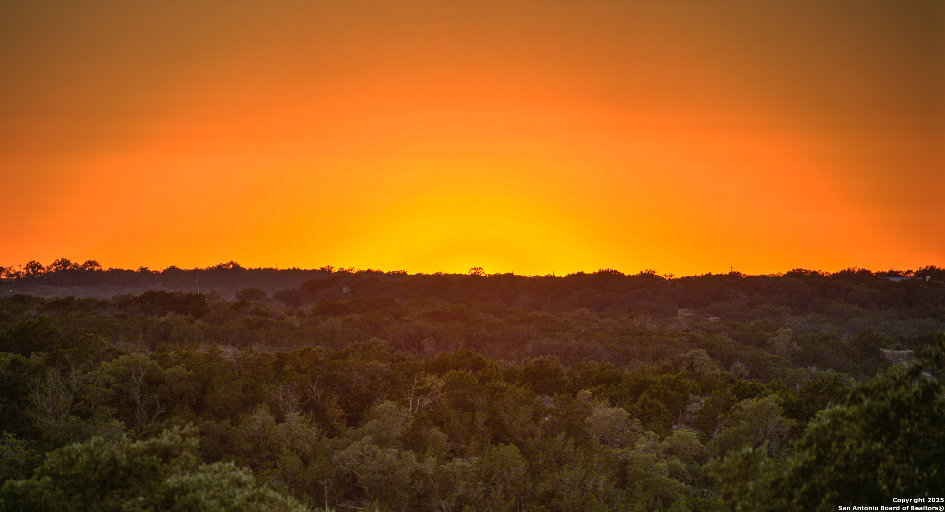380 Holiday Road Comfort, TX 78013 - Photo 18 of 19 a view of a mountain in the distance