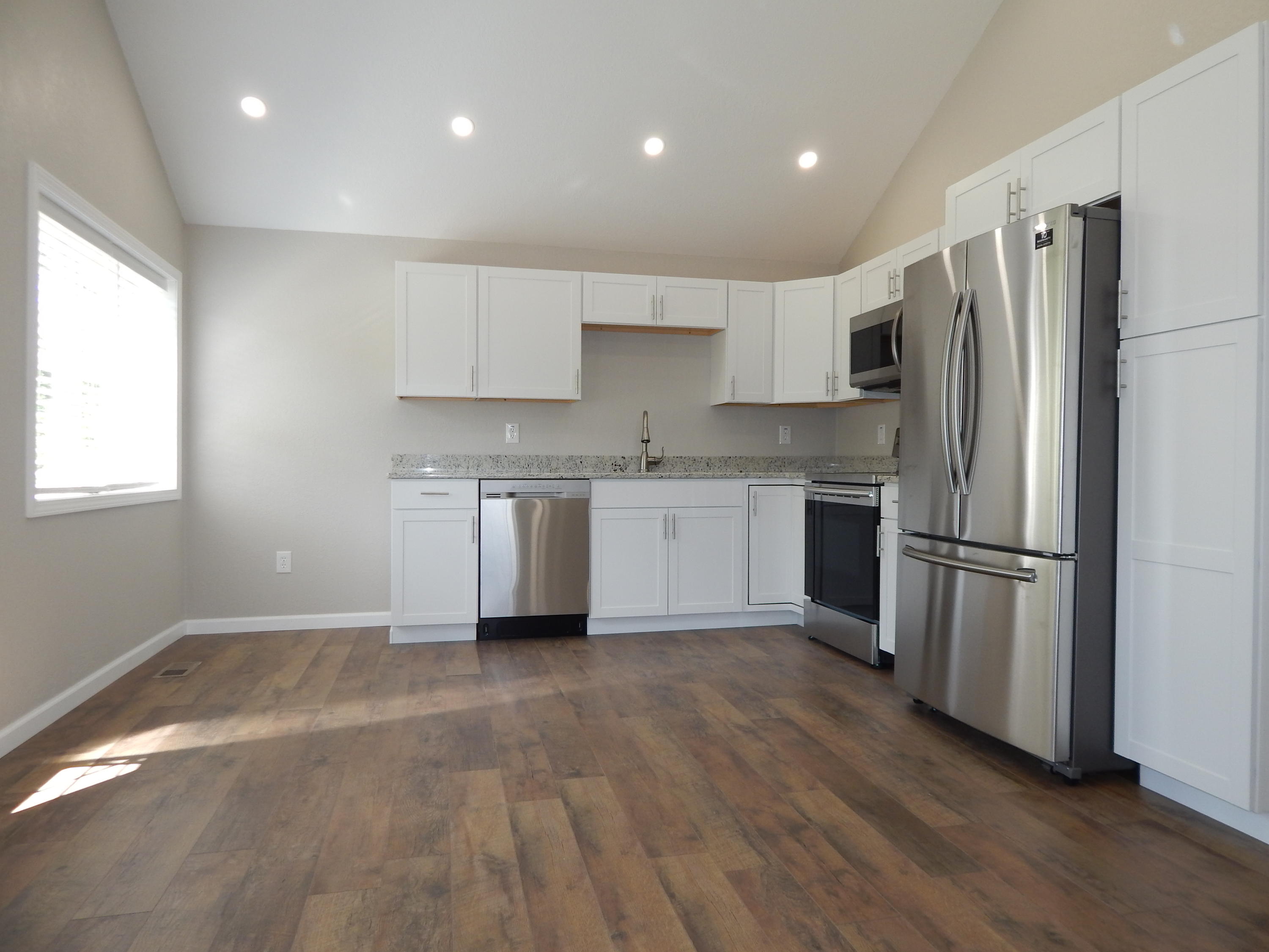 907 Wilson Road Oliver Springs, TN 37840 - Photo 5 of 27 DSCN5452