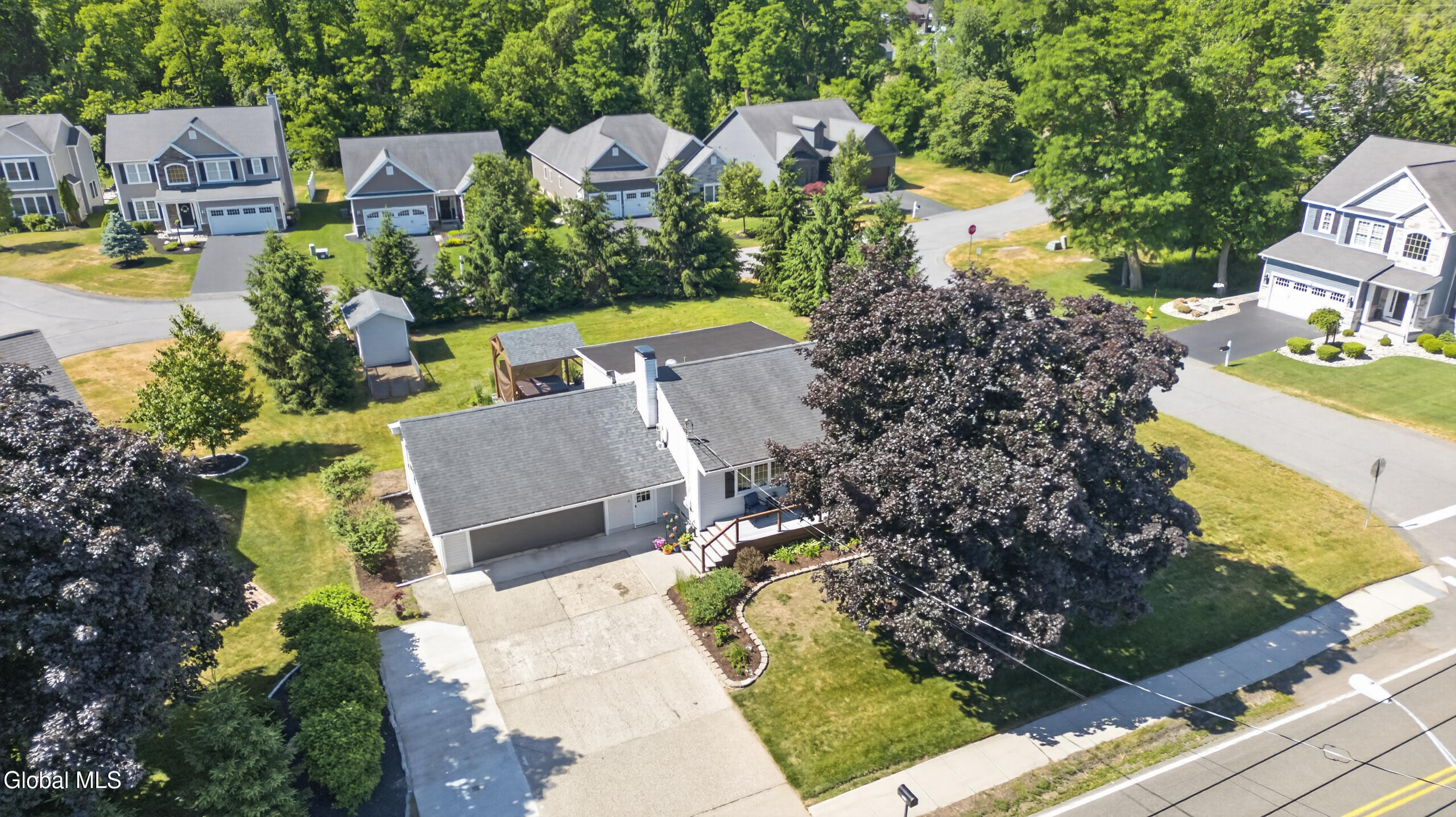 521 Russell Road Bethlehem, NY 12203 - Photo 6 of 51 0 Air Front 1
