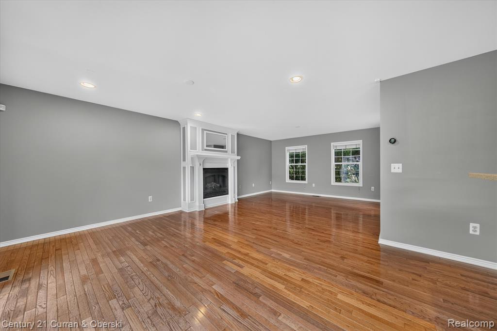 3813 Rochester Road Royal Oak, MI 48073 - Photo 12 of 42