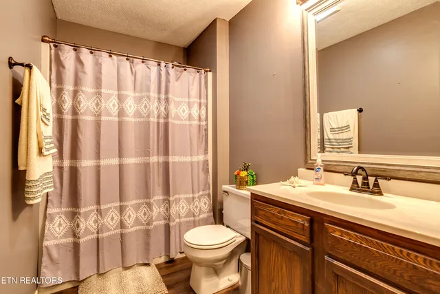 $349,900 | 7312 Clarendon Road, Powell, TN 37849