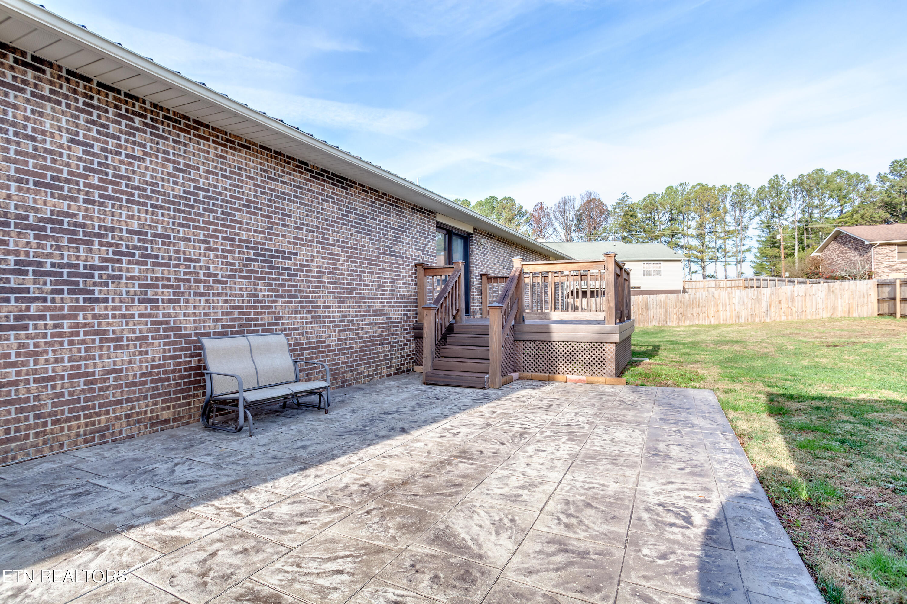 7312 Clarendon Road Powell, TN 37849 - Photo 26 of 35 26 Back Deck-Patio
