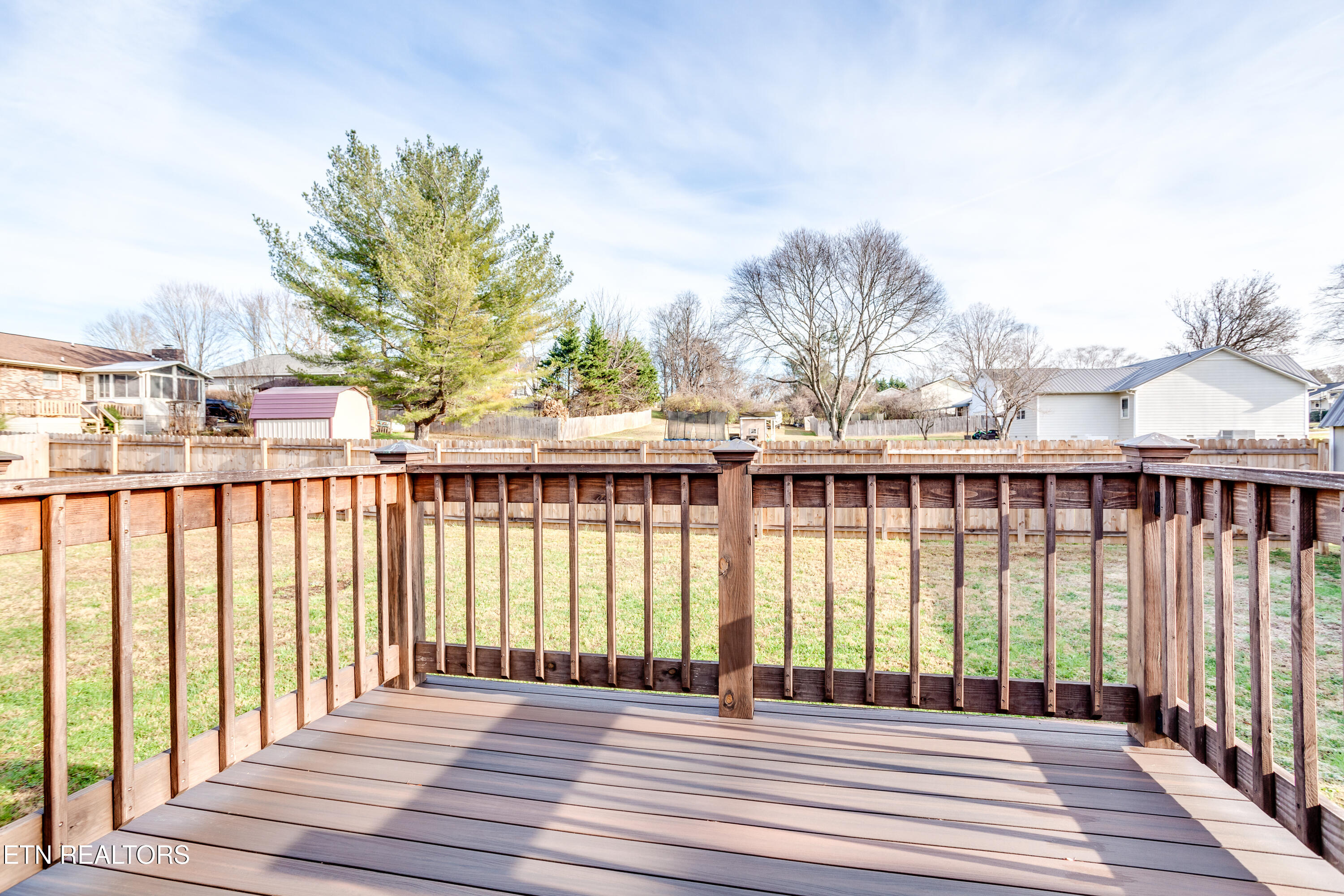7312 Clarendon Road Powell, TN 37849 - Photo 27 of 35 27 Back Deck
