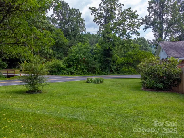 a picture of a cabinet