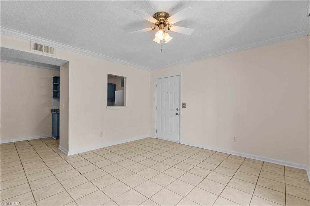 5643 Hornaday Road, Unit D Greensboro, NC 27409 - Photo 8 of 27 Gallery Image 8