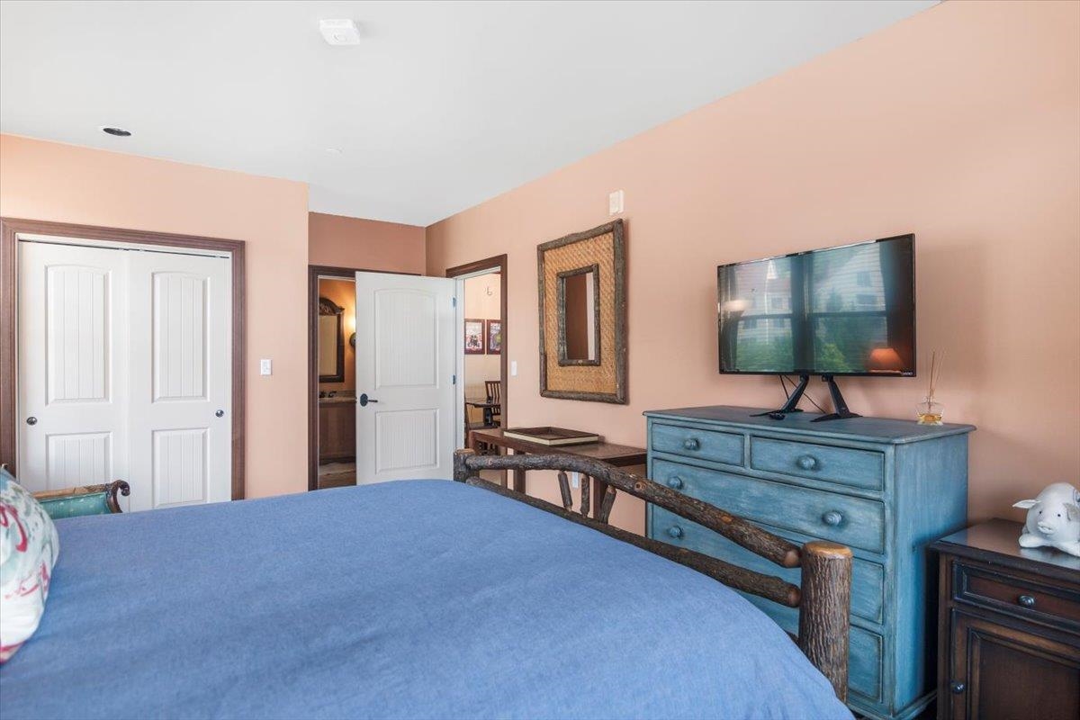 43 Middle Ridge Road, Unit 415 South Londonderry, VT 05155 - Photo 16 of 28