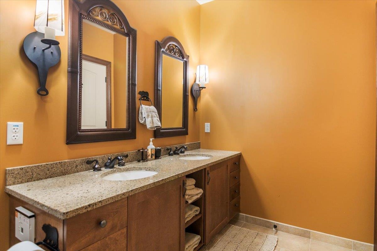 43 Middle Ridge Road, Unit 415 South Londonderry, VT 05155 - Photo 17 of 28