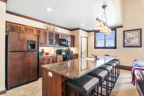 $1,495,000 | 43 Middle Ridge Road, Unit 415, South Londonderry, VT 05155