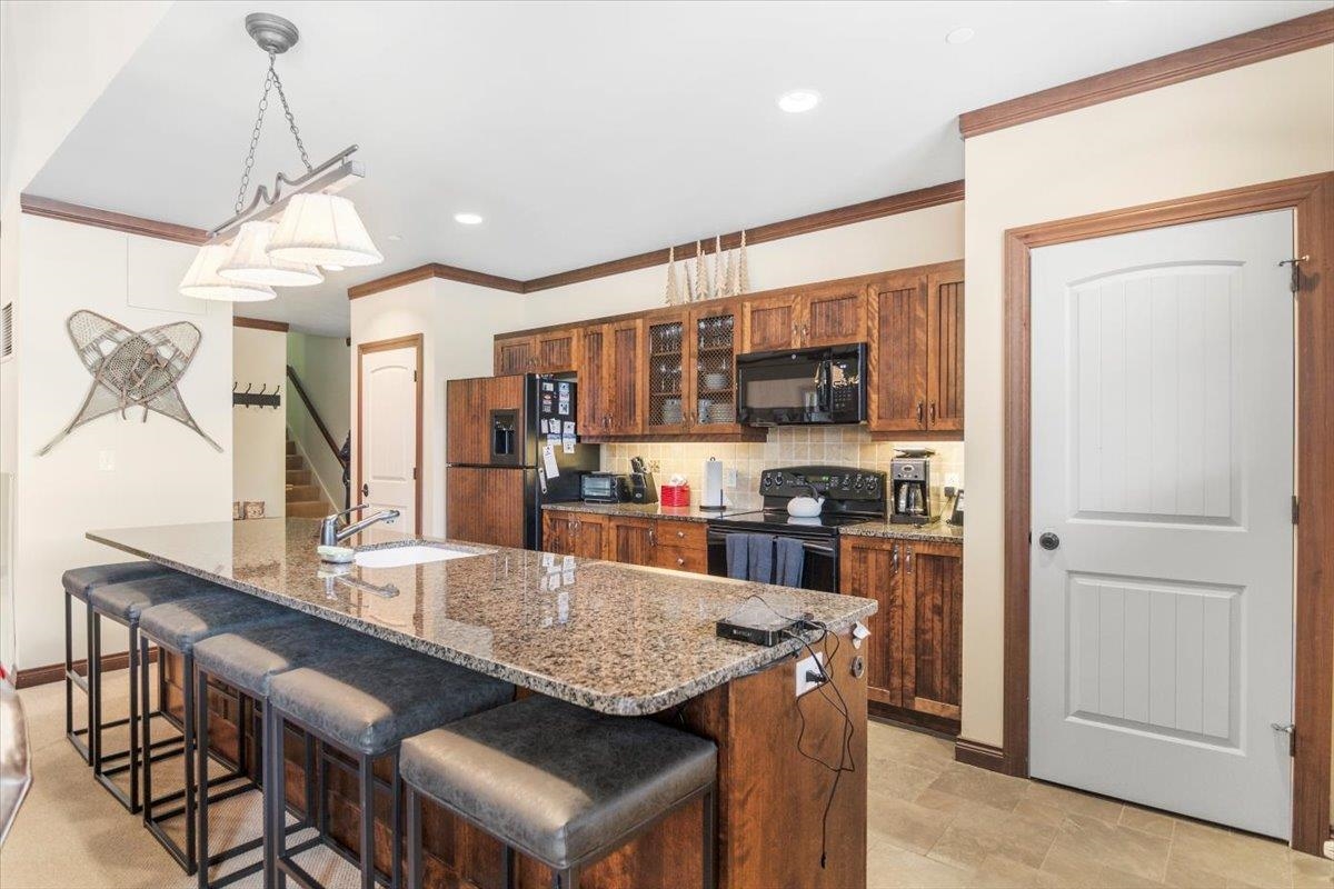 43 Middle Ridge Road, Unit 415 South Londonderry, VT 05155 - Photo 6 of 28