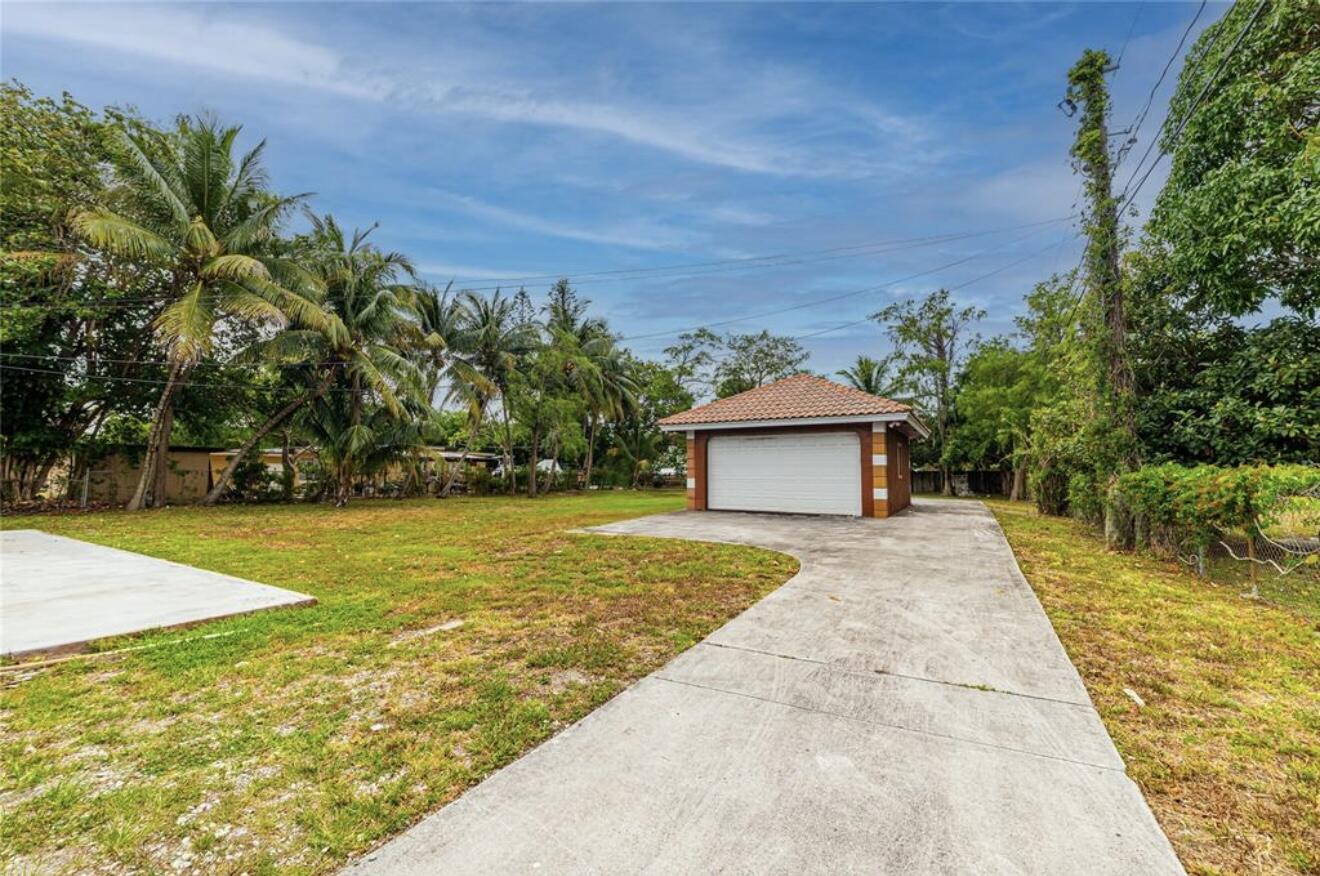 4416 West Broward Boulevard Plantation, FL 33317 - Photo 22 of 24 IMG_4219