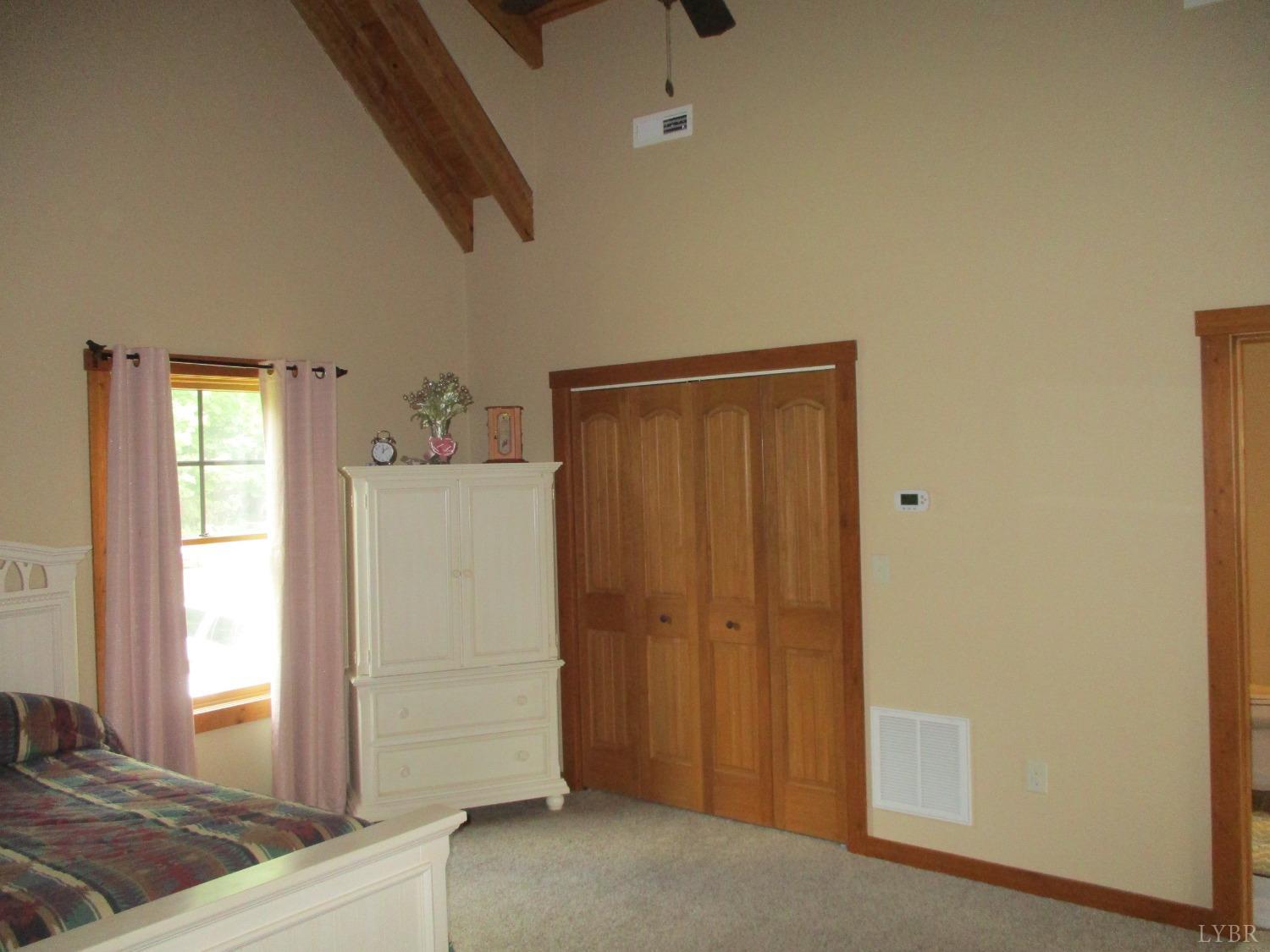 3804 Saunders Road Vinton, VA 24179 - Photo 31 of 50 a view of a hallway with closet area