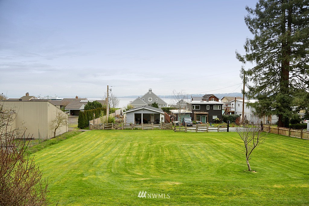 4865 Marshall Road Clinton, WA 98236 - Photo 24 of 25 Gallery Image 24
