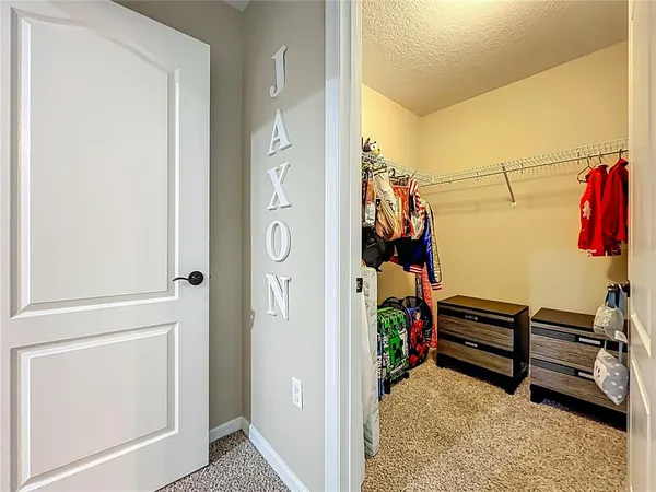 a view of utility room
