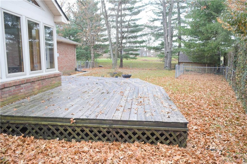 4606 Melbourne Road Indianapolis, IN 46228 - Photo 9 of 38 Gallery Image 9
