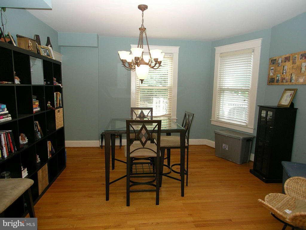 3514 Rolling Rd. Baltimore, MD 21244 - Photo 4 of 20 Dining Room