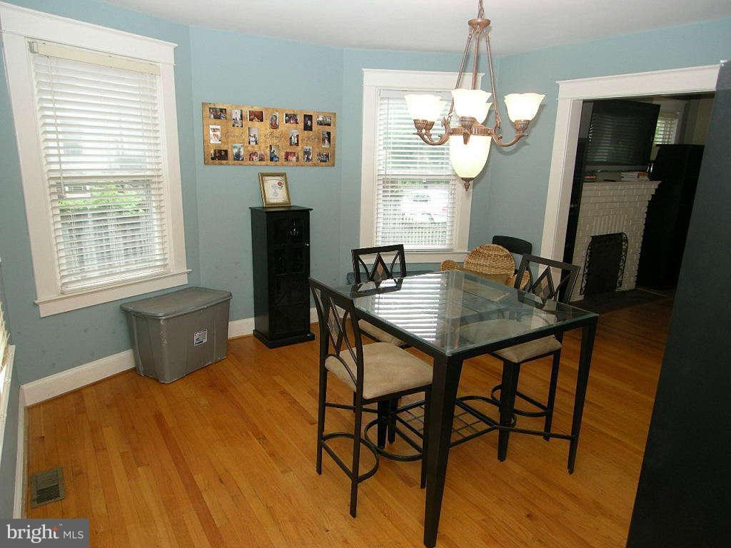 3514 Rolling Rd. Baltimore, MD 21244 - Photo 5 of 20 Dining Room