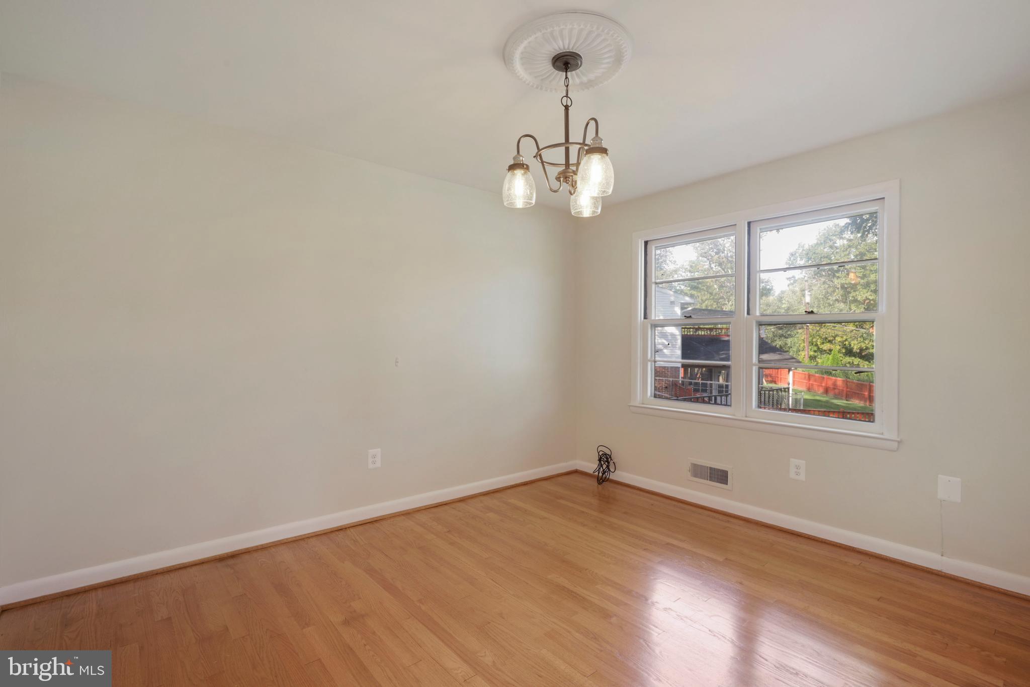 106 Croftley Road Lutherville-Timonium, MD 21093 - Photo 17 of 27 Bedroom 3
