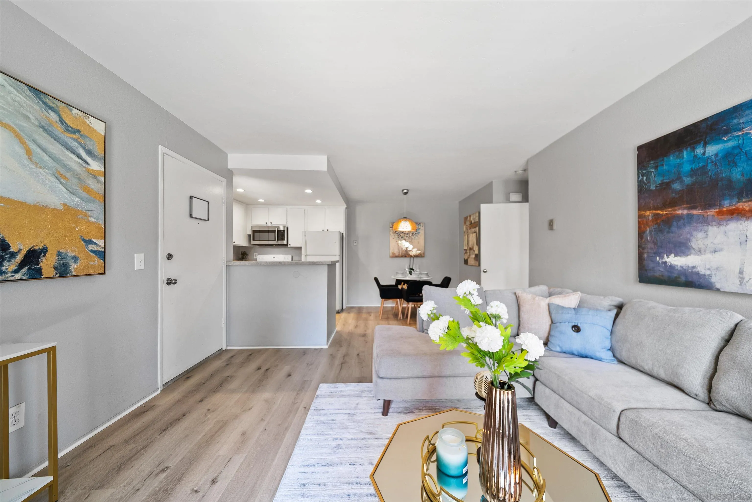 5910 Rancho Mission Road, Unit 37 San Diego, CA 92108 - Photo 3 of 46 Gallery Image 3