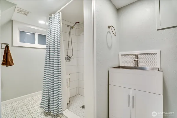 $515,000 | 3820 South J Street, Tacoma, WA 98418