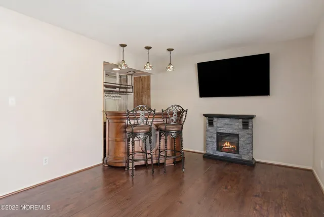 $699,900 | 7 Colonial Court, Howell, NJ 07731