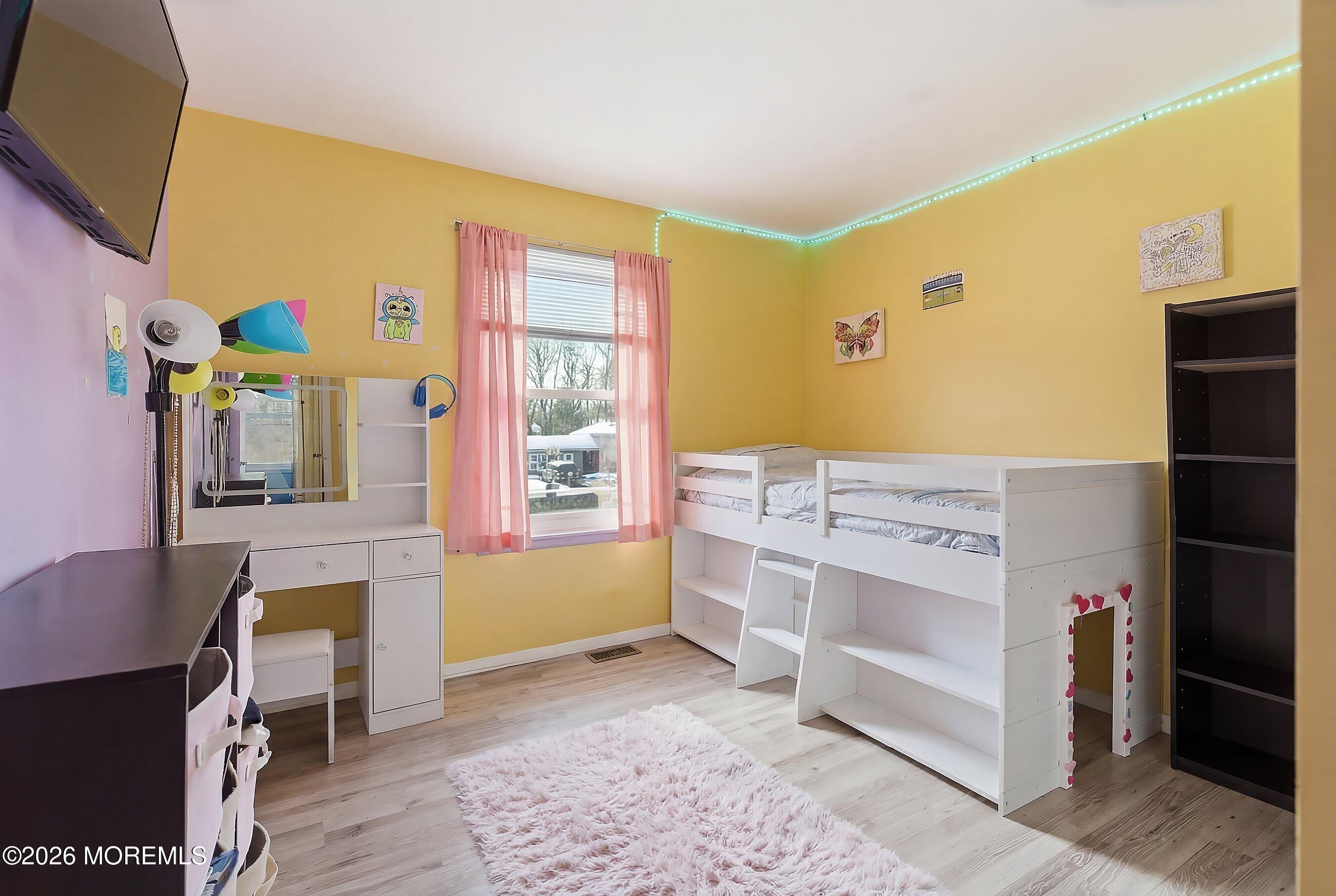 7 Colonial Court Howell, NJ 07731 - Photo 7 of 36 34-Bed 2