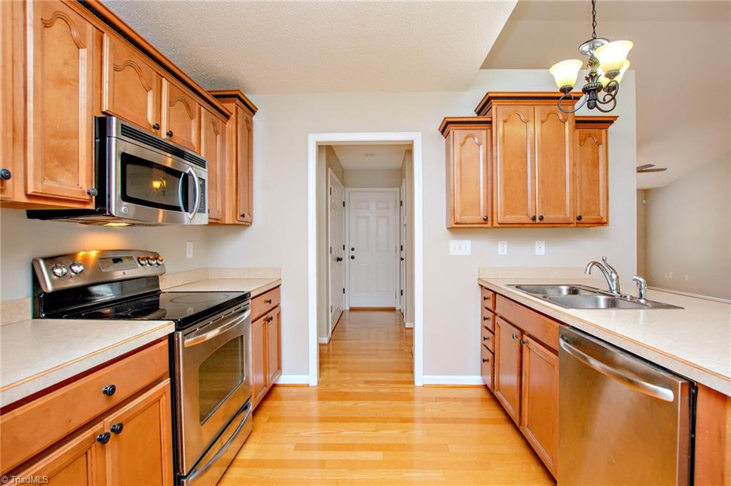 1506 Danny Bell Road Asheboro, NC 27205 - Photo 12 of 30 Gallery Image 12