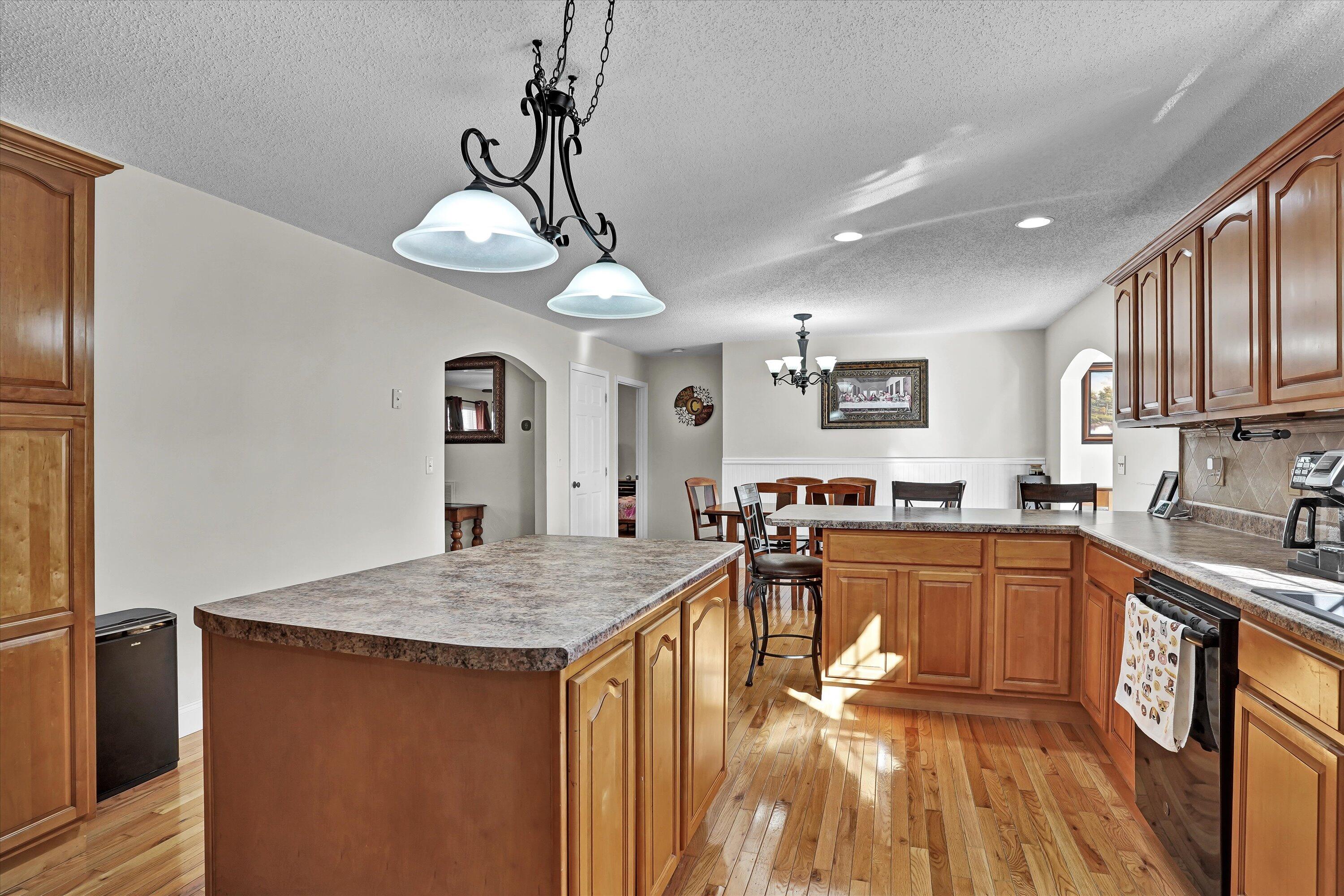 1911 Chinquipin Road Sneedville, TN 37869 - Photo 12 of 47 14-1911 Chinquipin Rd-14