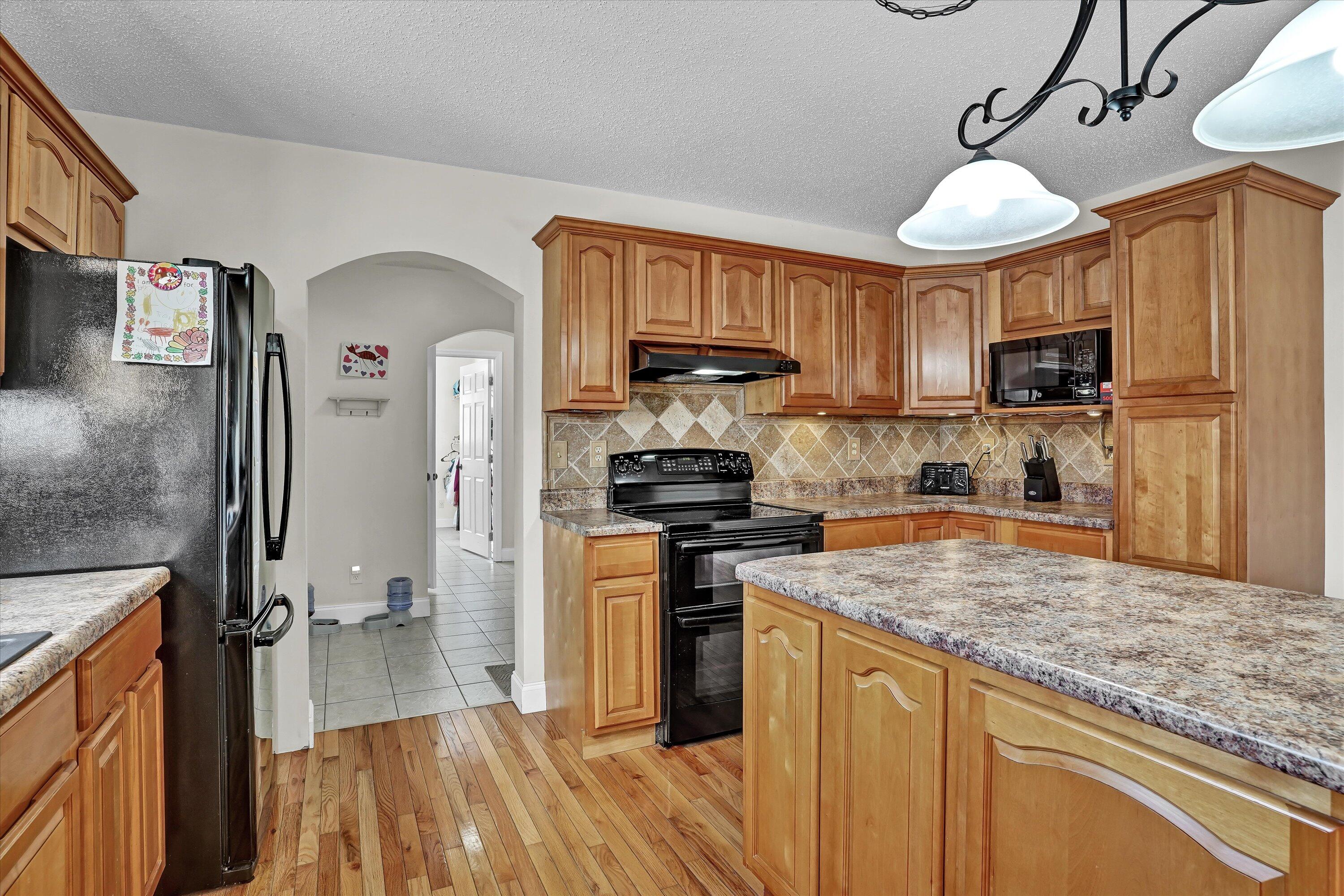 1911 Chinquipin Road Sneedville, TN 37869 - Photo 13 of 47 13-1911 Chinquipin Rd-13