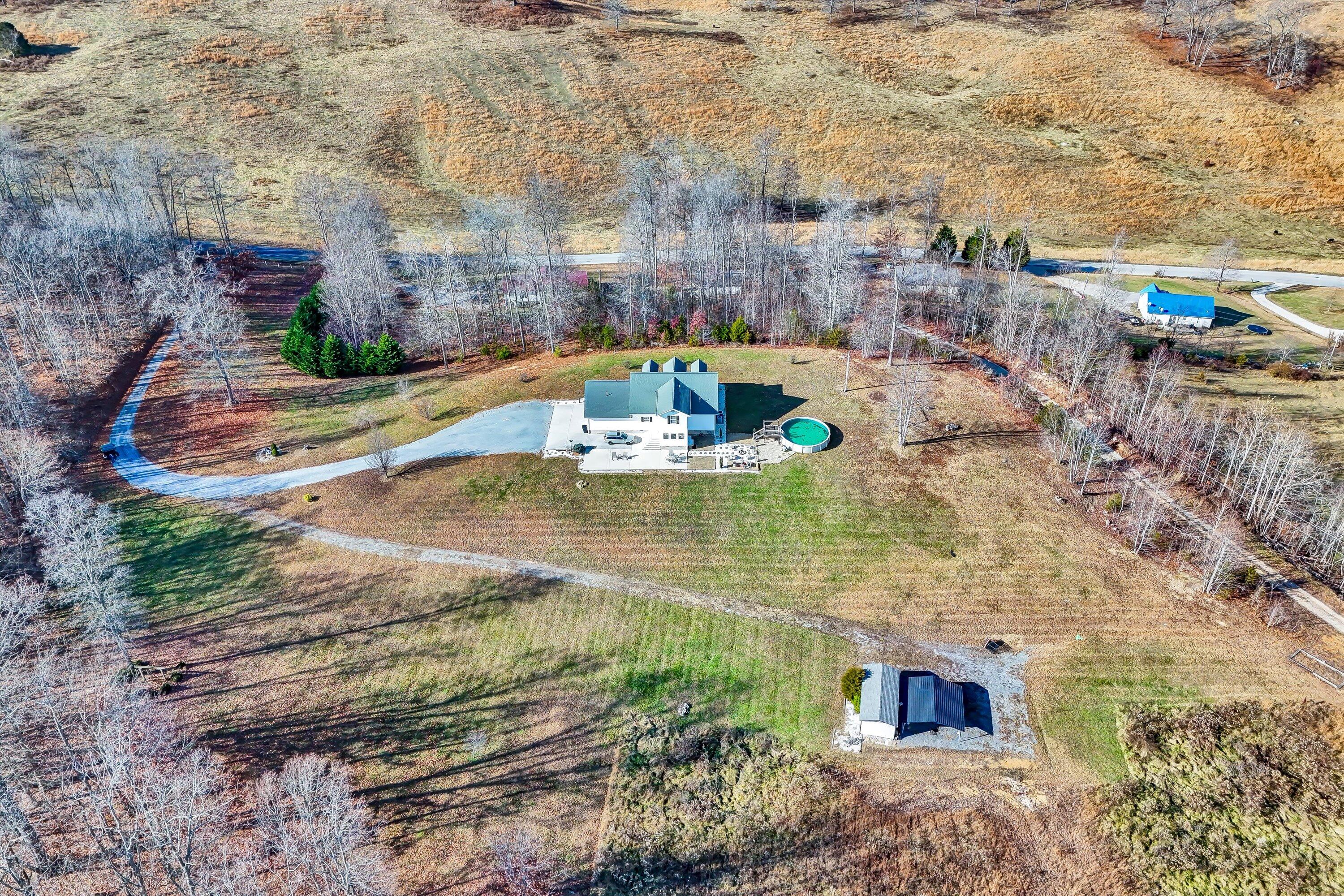 1911 Chinquipin Road Sneedville, TN 37869 - Photo 23 of 47 45-1911 Chinquipin Rd-45
