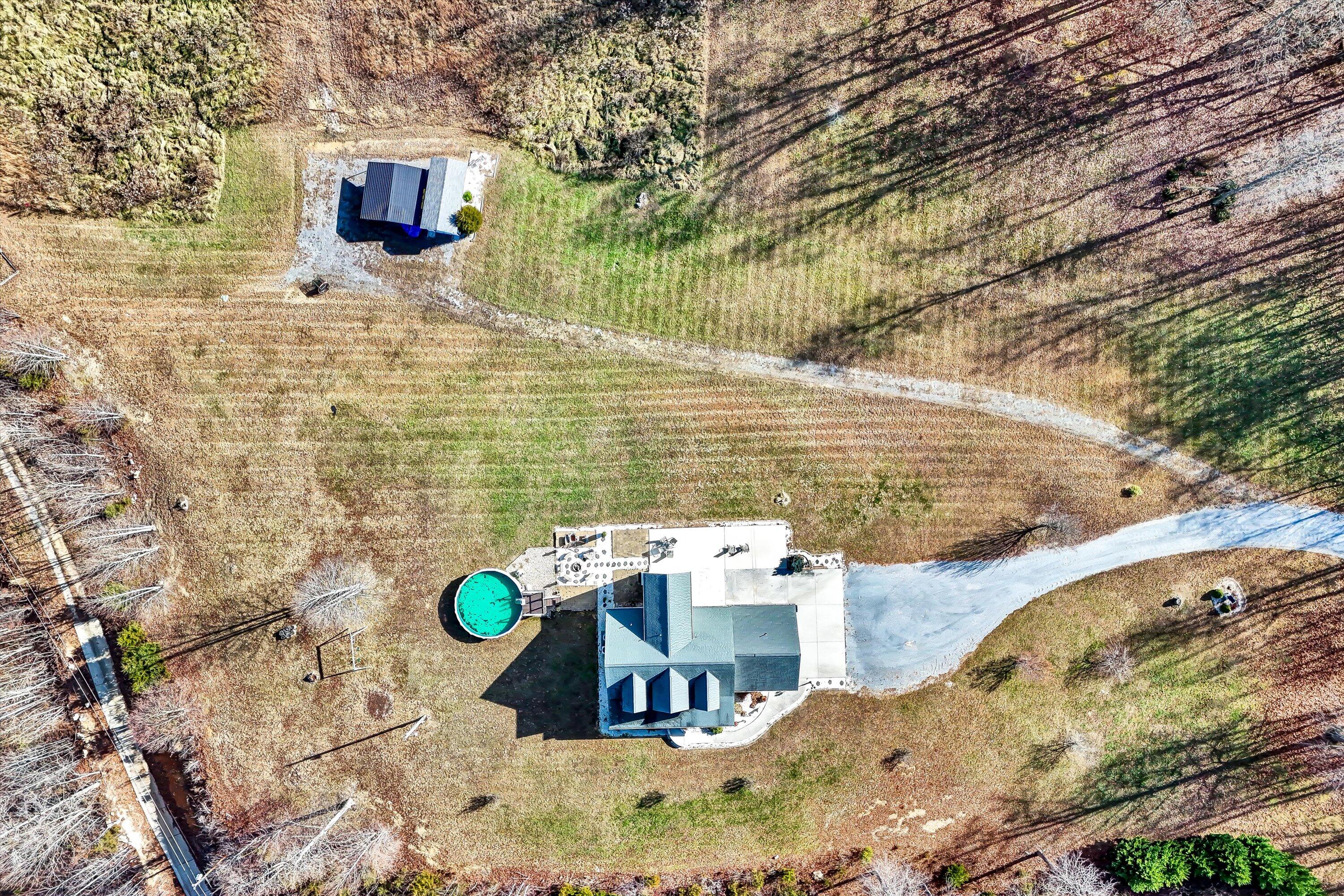 1911 Chinquipin Road Sneedville, TN 37869 - Photo 26 of 47 40-1911 Chinquipin Rd-40