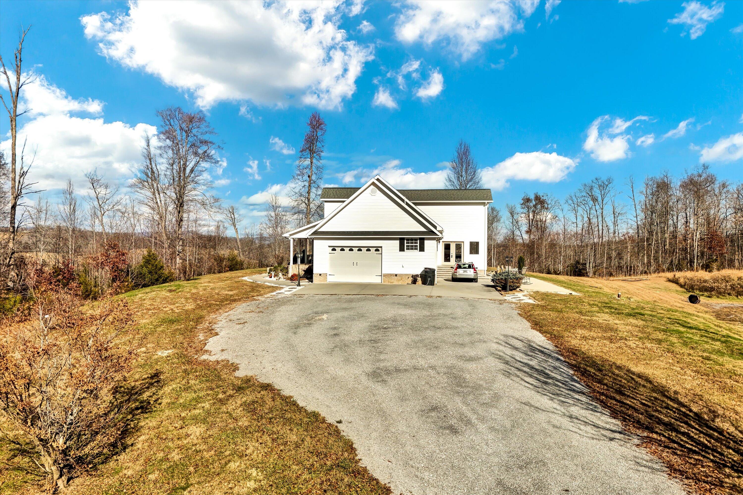 1911 Chinquipin Road Sneedville, TN 37869 - Photo 34 of 47 34-1911 Chinquipin Rd-34