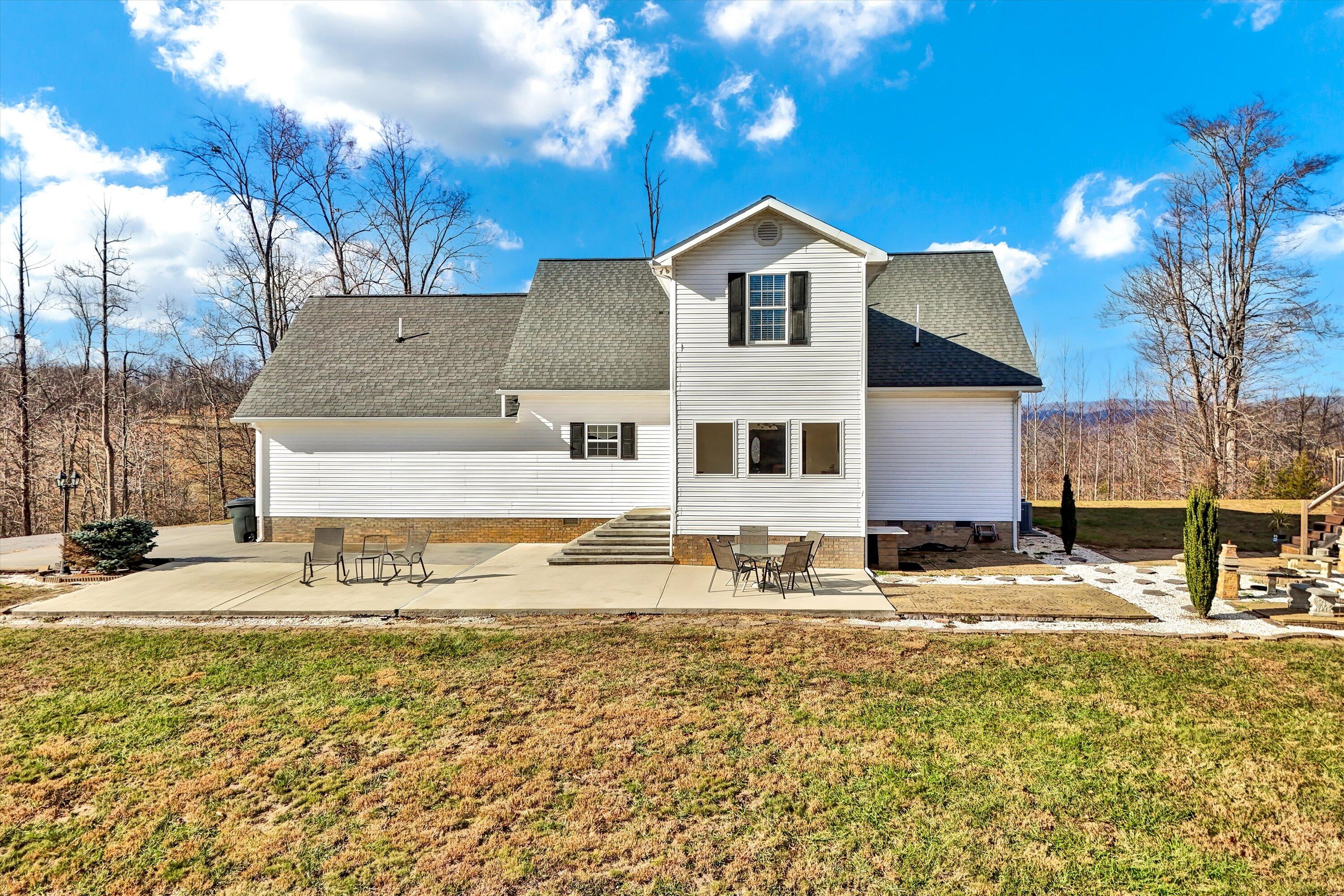 1911 Chinquipin Road Sneedville, TN 37869 - Photo 36 of 47 32-1911 Chinquipin Rd-32
