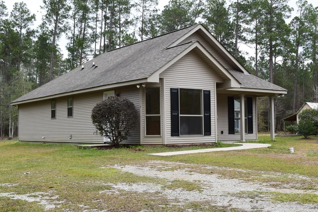 22459 Julian Wallace Road Covington, LA 70435 - Photo 3 of 14 Gallery Image 3