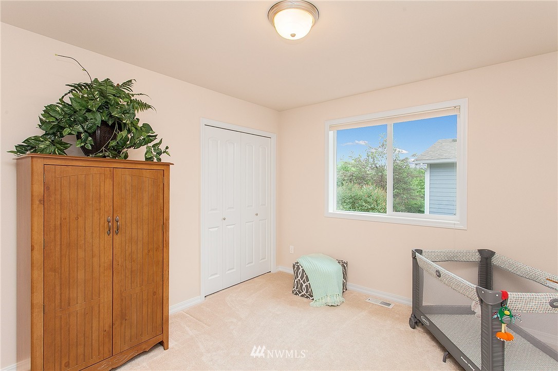 3521 213th Place Southeast Bothell, WA 98021 - Photo 15 of 25