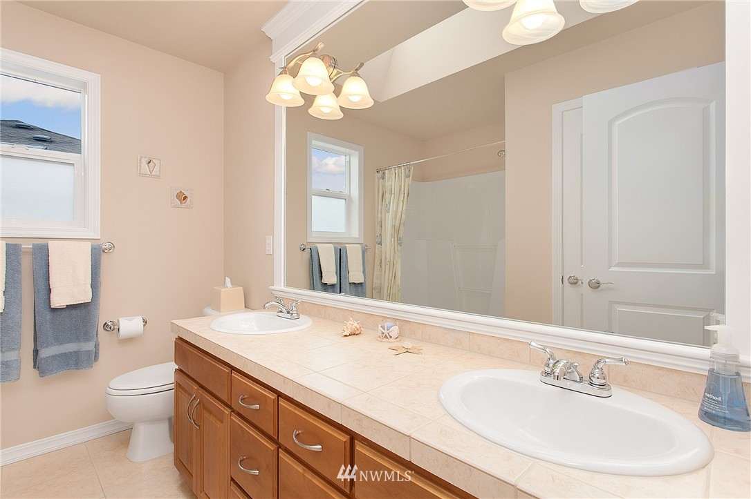 3521 213th Place Southeast Bothell, WA 98021 - Photo 18 of 25