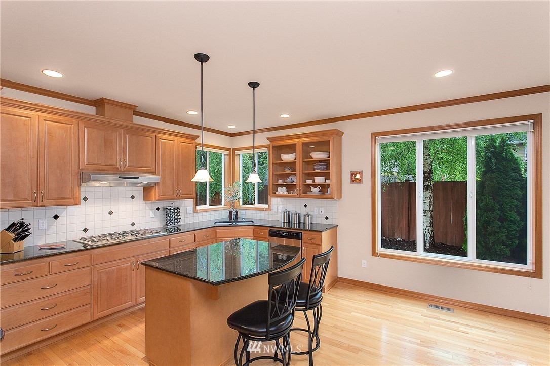 3521 213th Place Southeast Bothell, WA 98021 - Photo 5 of 25