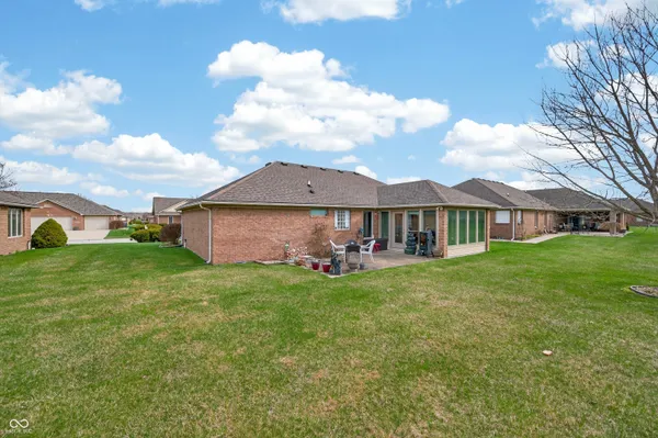 $320,000 | 5147 East Hyde Court, Columbus, IN 47203