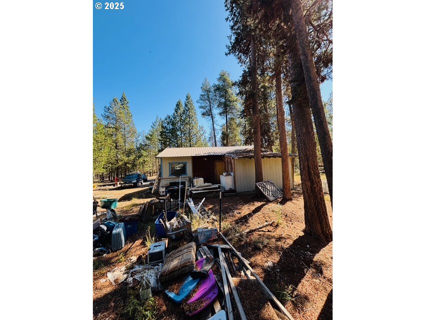 52205 Lechner Lane La Pine, OR 97739 - Photo 1 of 14 a view of outdoor space and deck