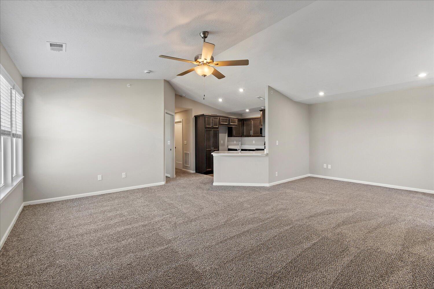 2445 Bella Ridge, Unit 405305 Covington, KY 41017 - Photo 11 of 33 Gallery Image 11