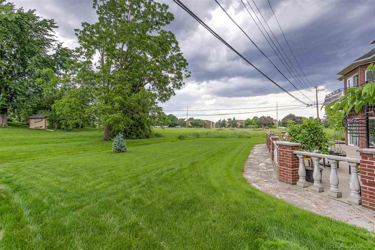 58 Kalhaven Road Rochester Hills, MI 48307 - Photo 16 of 46