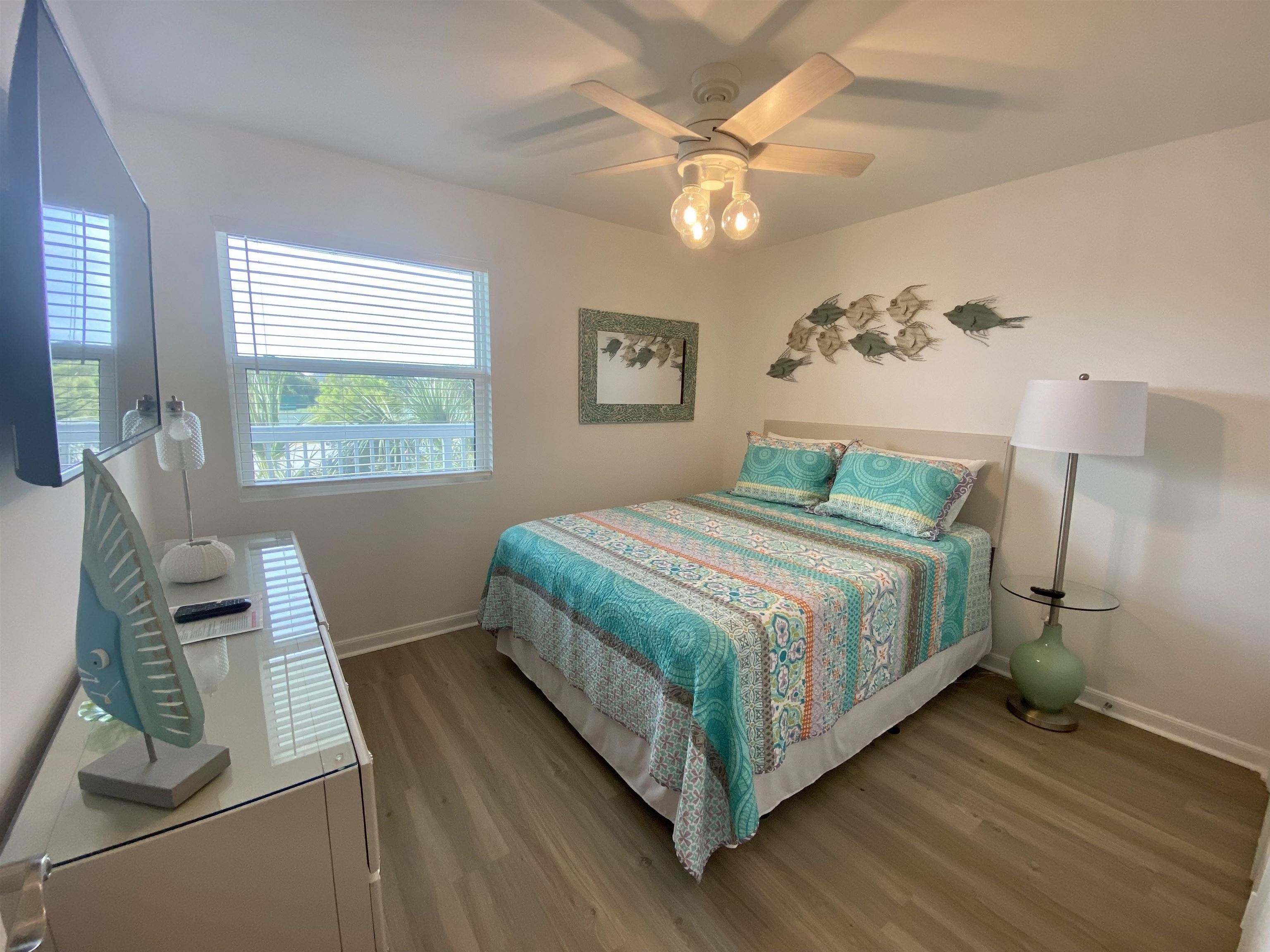 400 Plantation Road, Unit 4209 Gulf Shores, AL 36542 - Photo 17 of 27 Guest Bedroom
