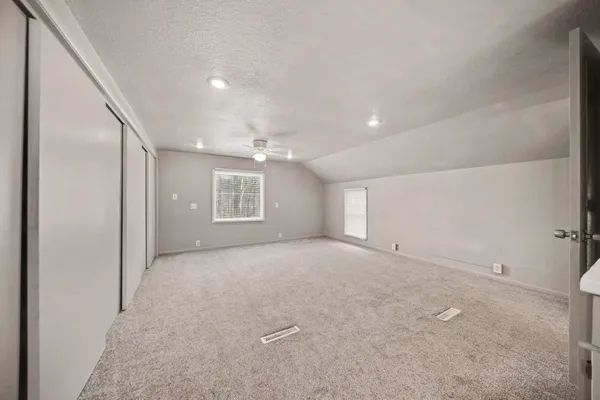 $285,900 | 800 O'Brien Road, Jackson, MI 49201