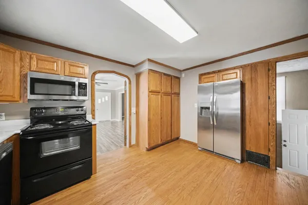 $285,900 | 800 O'Brien Road, Jackson, MI 49201