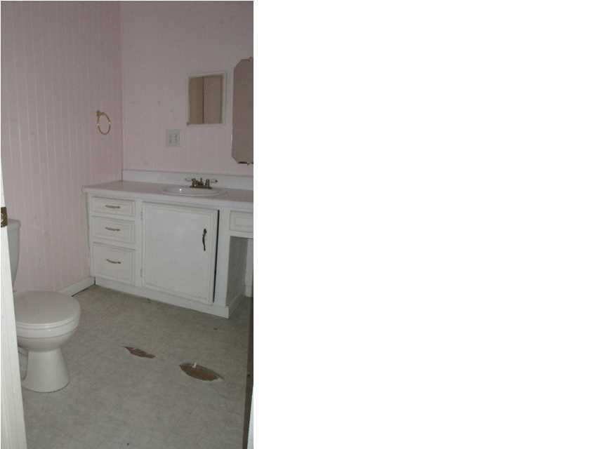 124 Goss Road Walnut Grove, MS 39189 - Photo 10 of 14 half bath