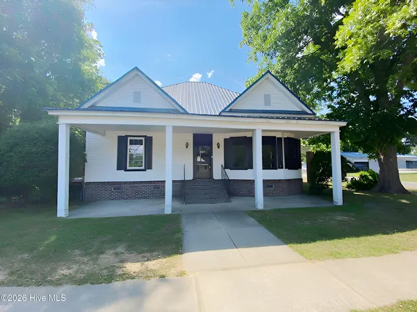 $170,900 | 301 South Wilson Street, Fremont, NC 27830