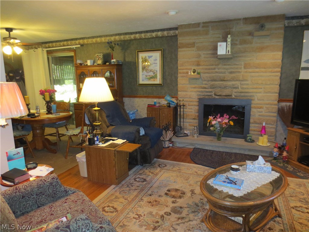14748 Rider Road Burton, OH 44021 - Photo 4 of 20