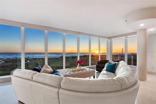 $5,000,000 | 534 Beach Road, Sarasota, FL 34242