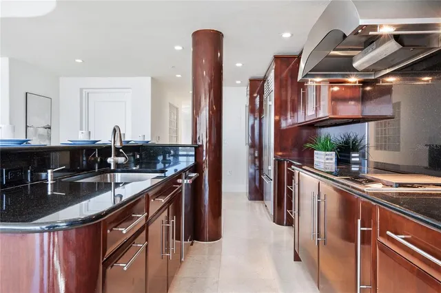 $5,000,000 | 534 Beach Road, Sarasota, FL 34242